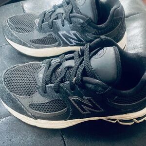 New Balance Kids Black Sneakers size 12